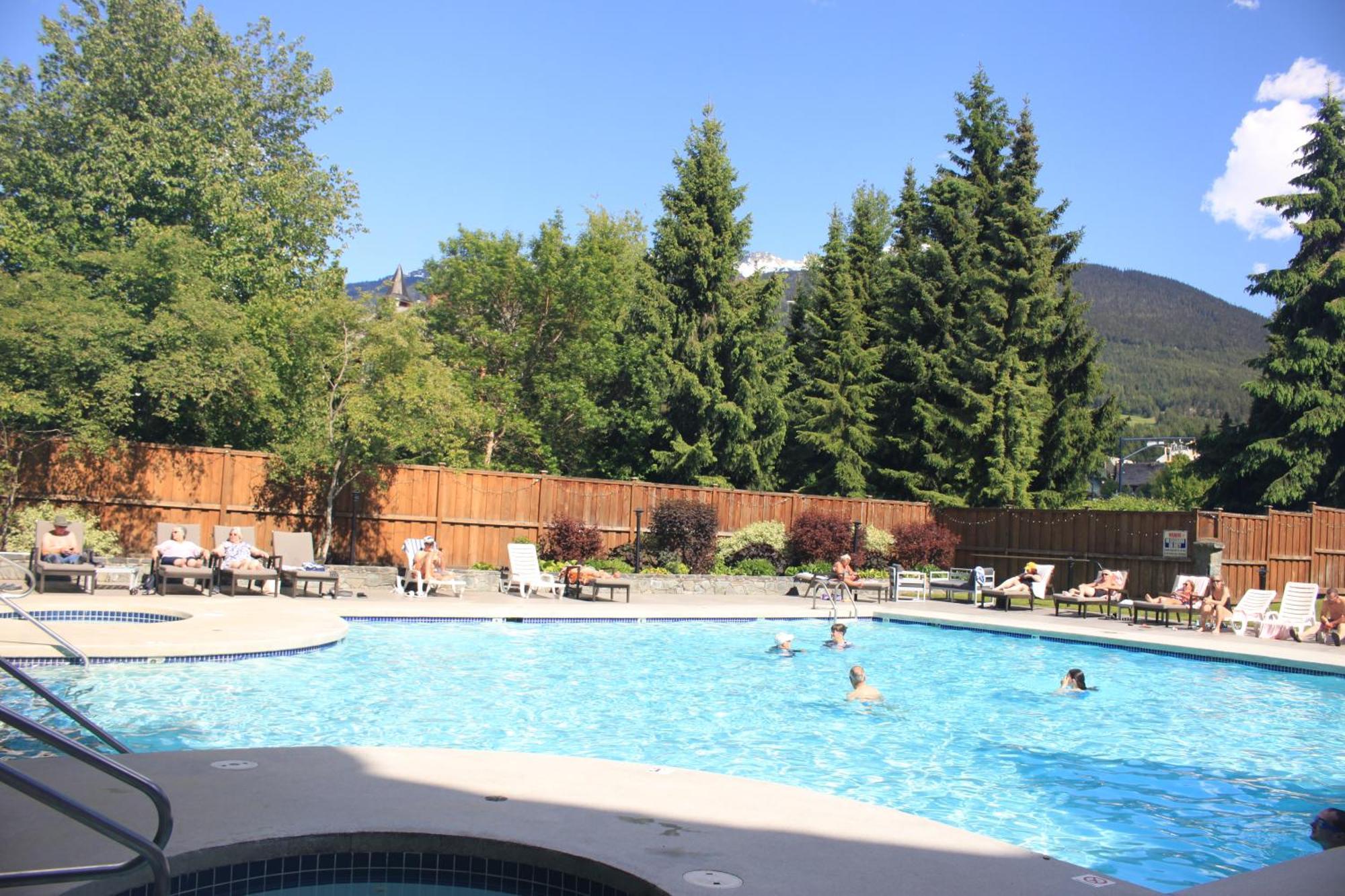 Spring Summer Special Cascade Lodge Suite Wifi 2 Hot Tubs Pool Gym Sauna Ski & Bike Storage Room Уислър Екстериор снимка